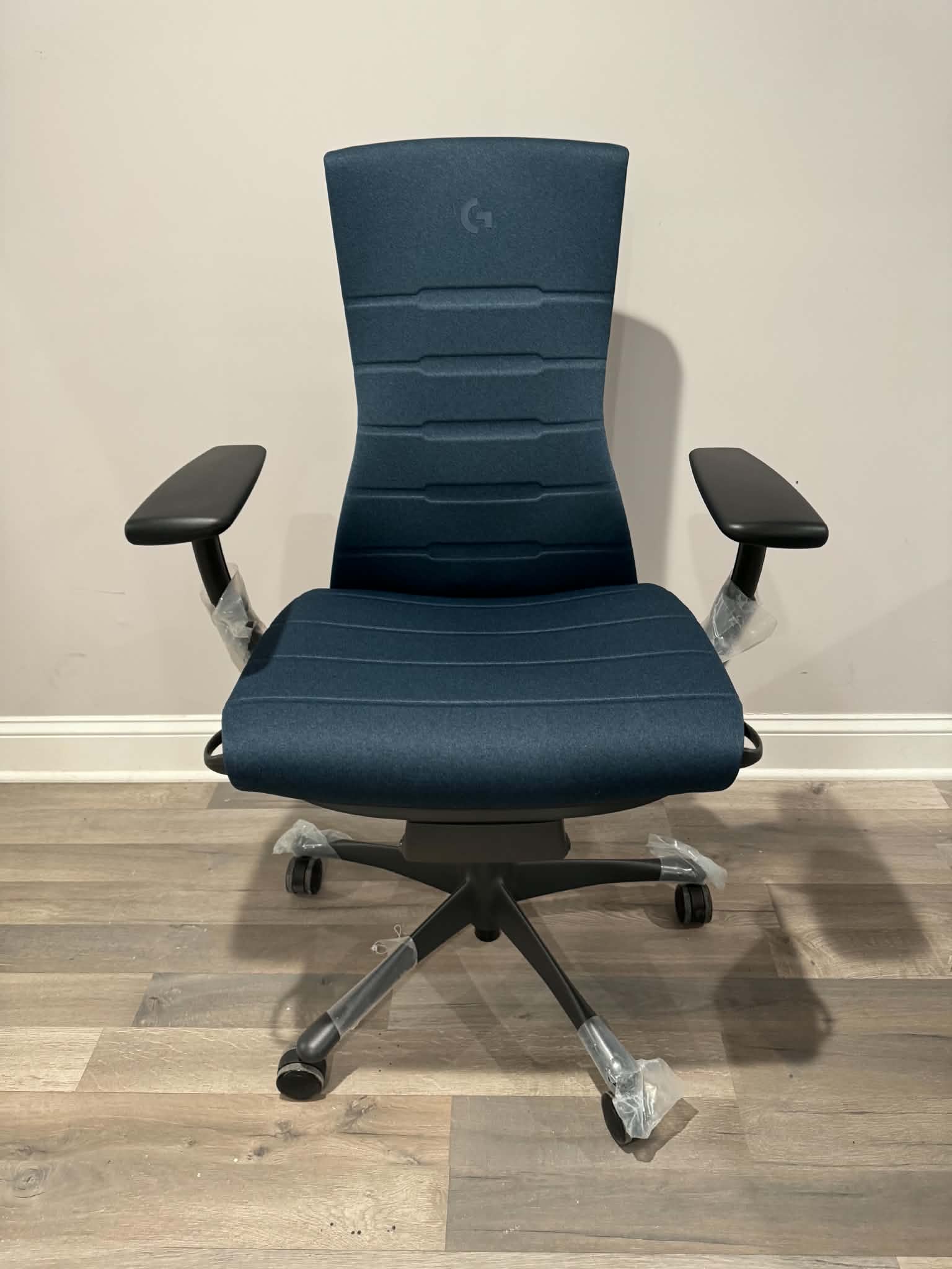 Herman Miller Embody Gaming, Nightfall / Nova · Graphite frame